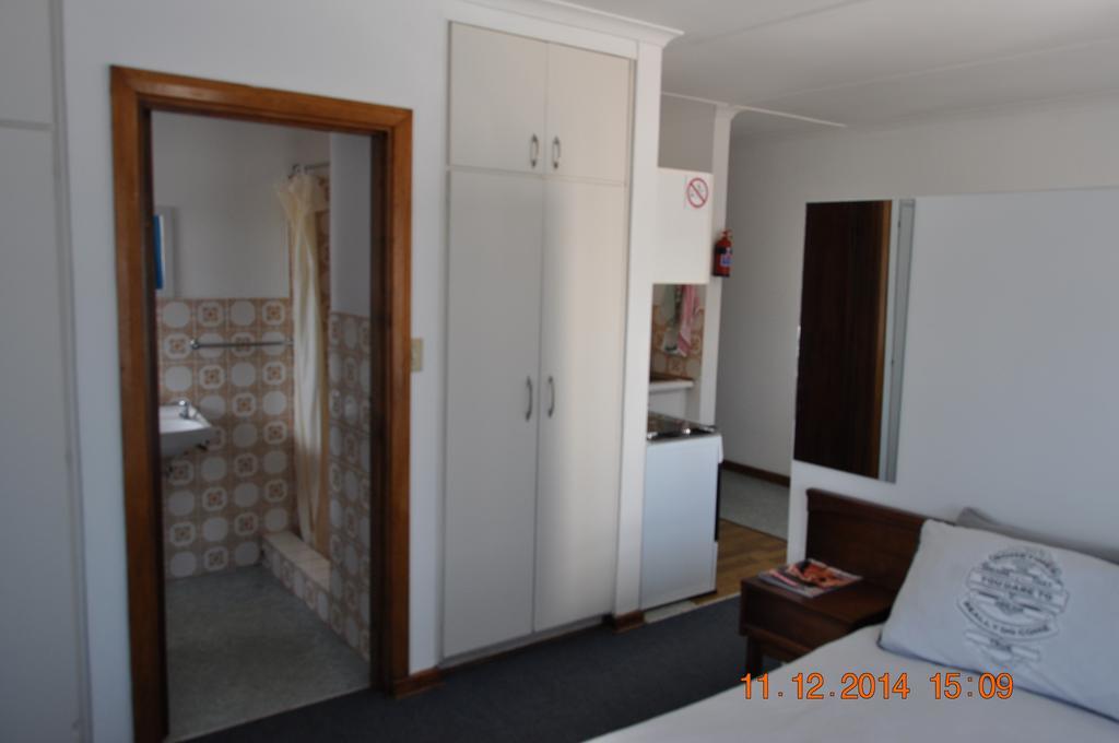 Backpacker Apartments Plettenberg Bay Habitación foto