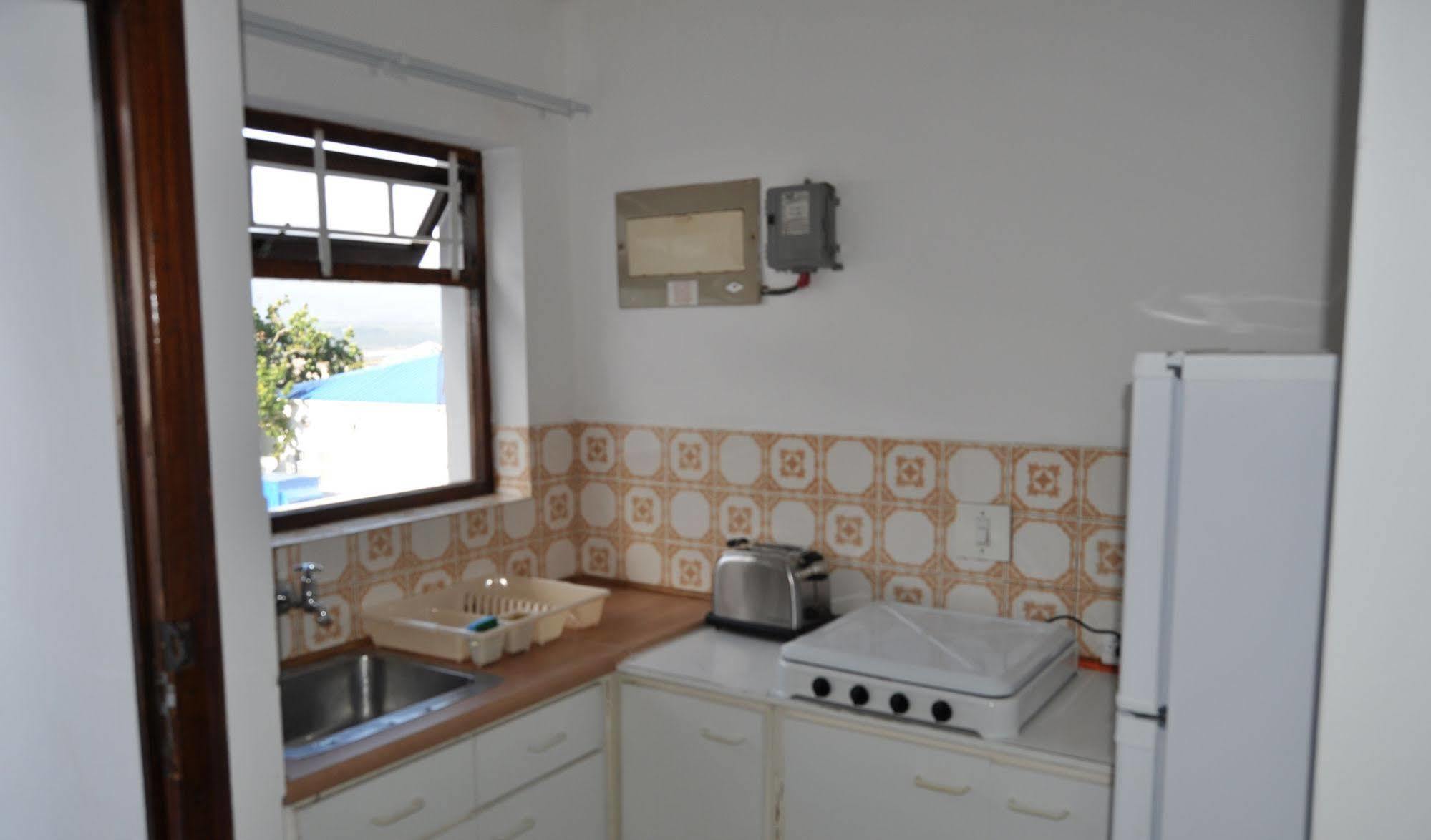 Backpacker Apartments Plettenberg Bay Exterior foto